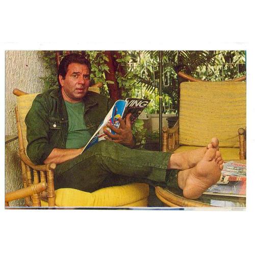 Dharmendra * Vintage Bollywood Postcard *