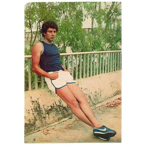 Sunny Deol * Vintage Bollywood Postcard *