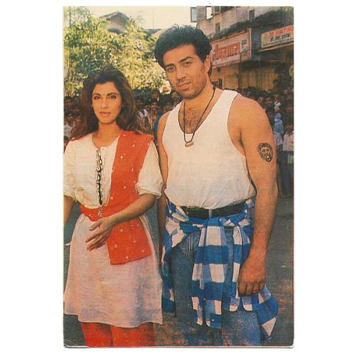 Dimple Kapadia & Sunny Deol * Vintage Bollywood Postcard *