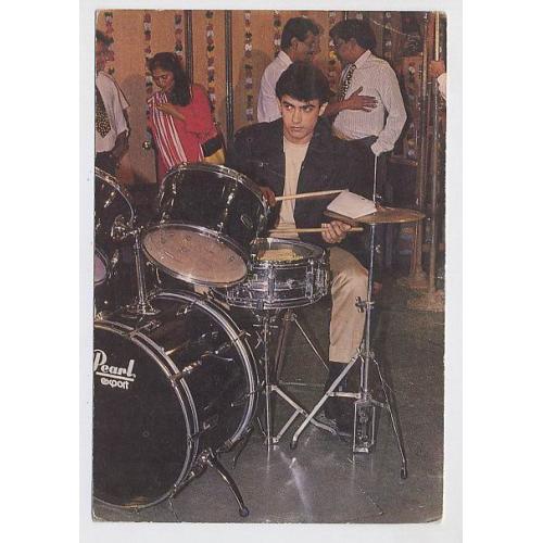 Aamir Khan * Vintage Bollywood Postcard *