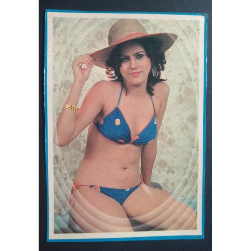 Bollywood actress * Vintage Bollywood Postcard * (BLANK)