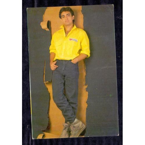 Aamir Khan  * Vintage Bollywoord Postcard * (NCC)  (A10)
