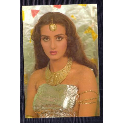 Farha Naaz * Vintage Bollywoord Postcard * (ROYAL) (A7)