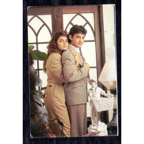 Pooja Bhatt and Aamir Khan * Vintage Bollywoord Postcard * (Venus) (A9)
