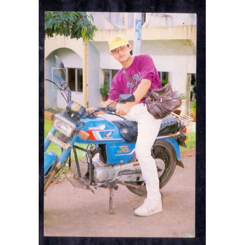 Aamir Khan * Vintage Bollywoord Postcard * (Beauty) (A10)