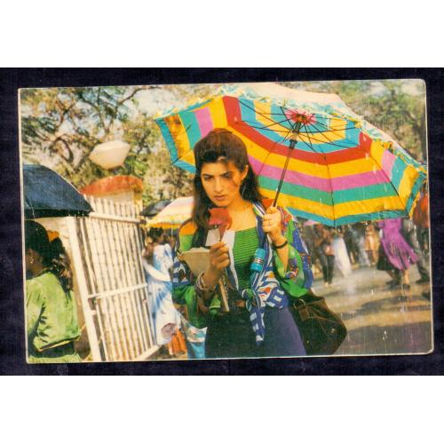 Twinkle Khanna * Vintage Bollywoord Postcard * (JAIN) (A10)