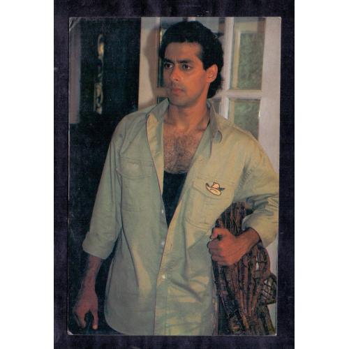 Salman Khan * Vintage Bollywoord Postcard * (FANCY)  (A10)