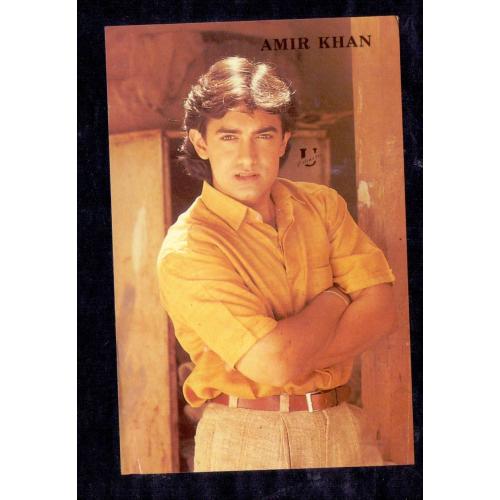 Aamir Khan * Vintage Bollywoord Postcard * (Universal) (A10)