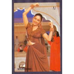 Madhuri Dixit * Vintage Bollywoord Postcard * (Universal) (A8)